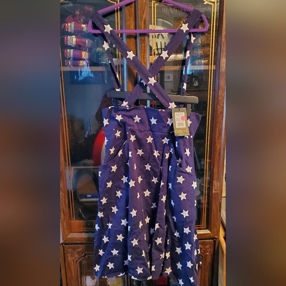 Collectif Alexa Stars Swing Skirt in 2X - Picture 2 of 12